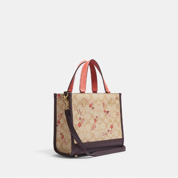 NWT COACH Dempsey Tote 22 In Signature Canvas With Heart And Star Print CJ646 - Picture 2 of 7